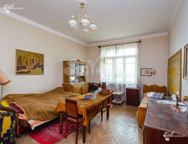 2-bedroom/apartment-for-sale/Mashtots+Ave/Center/Yerevan
