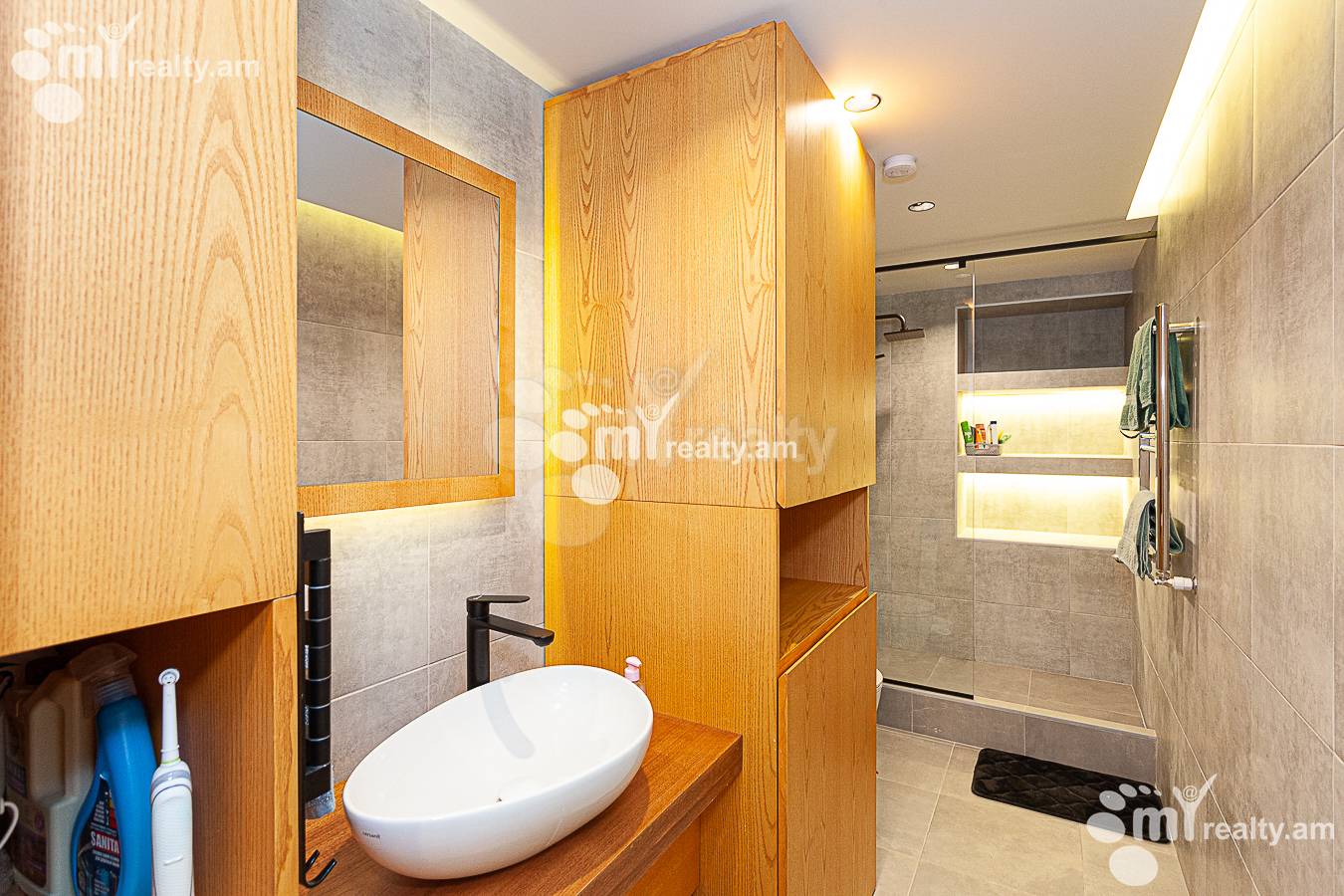 Купить 3 комнатную квартиру Давит Анахт ул., Канакер-Зейтун Ереван, 137753