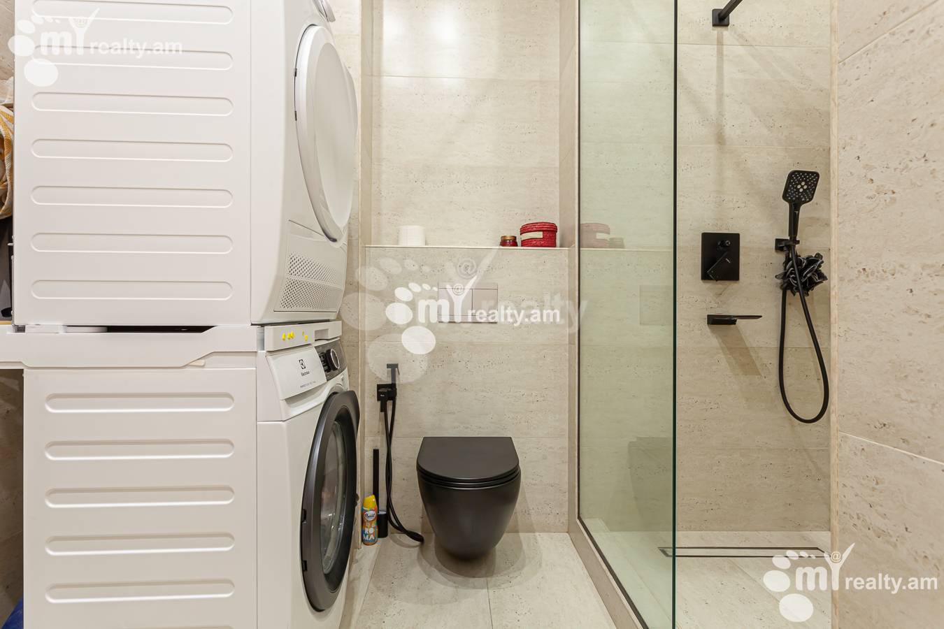 3 սենյականոց բնակարան  Մալխասյանց փող, Արաբկիր Երևան, 154515