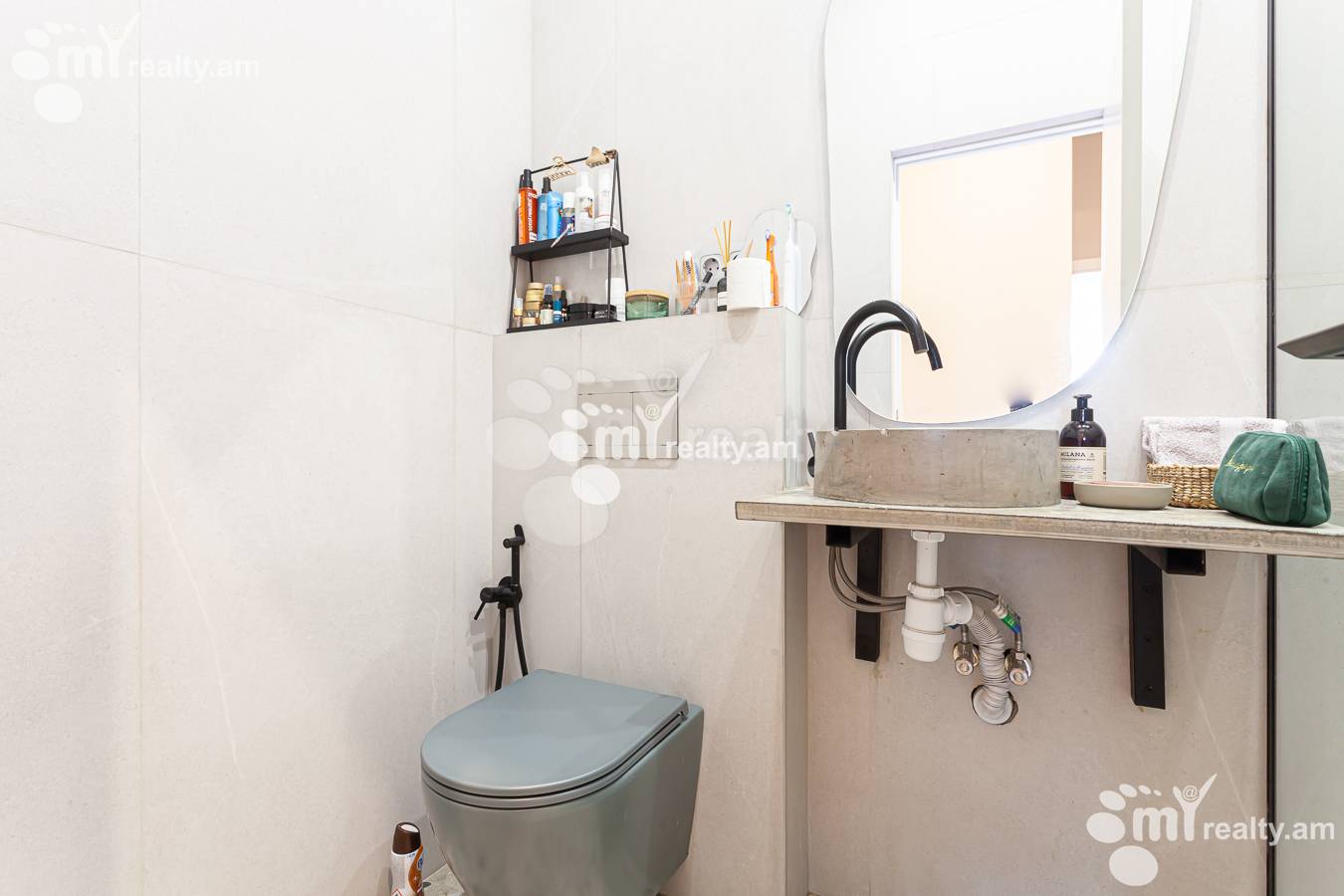 3 սենյականոց բնակարան  Մալխասյանց փող, Արաբկիր Երևան, 154515