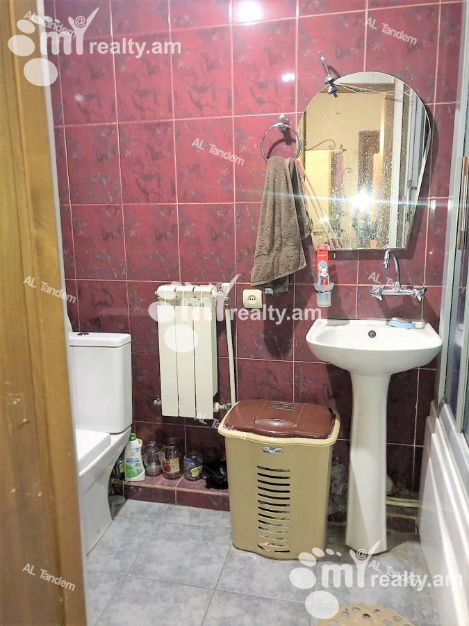 3 bedroom apartment for rent خیابان پارونیان, مرکز شهر ایروان, 122461