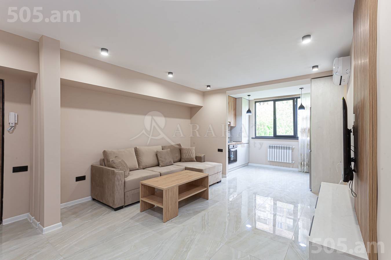 Купить 3 комнатную квартиру М.Хоренаци ул, Центр Ереван, 150833