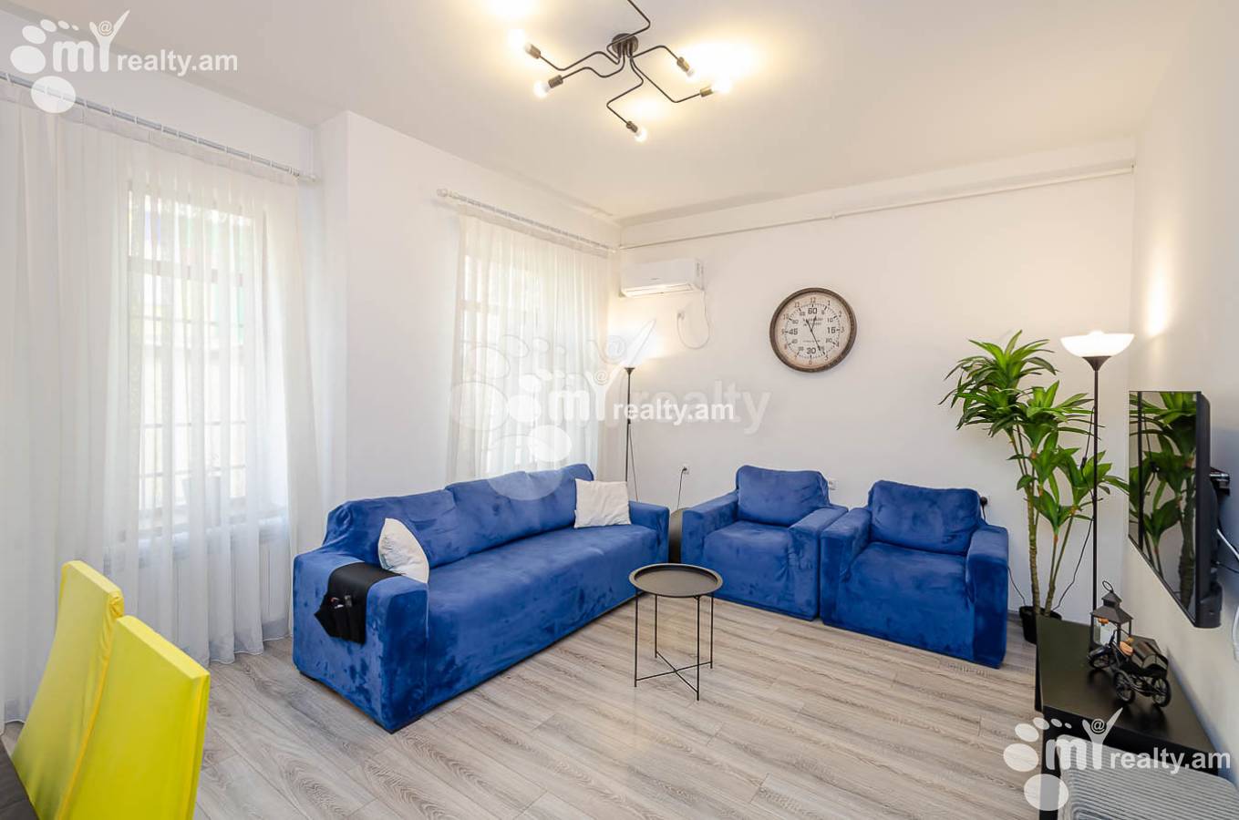 House for sale G 1 dis., Ajapnyak Yerevan, 143604