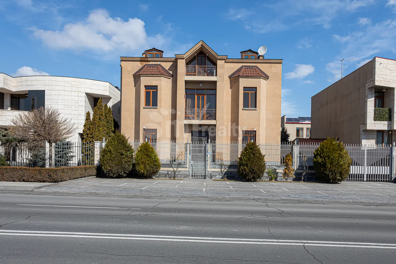 House for sale Tsarav Aghbyur St, Awan Yerevan, 159132