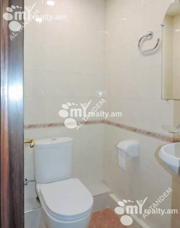 Купить 4 комнатную квартиру Абовян ул, Центр Ереван, 159948