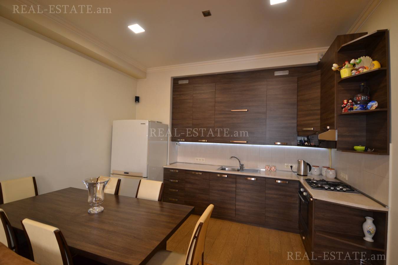 2 bedroom apartment for rent خیابان آرام, مرکز شهر ایروان, 108464
