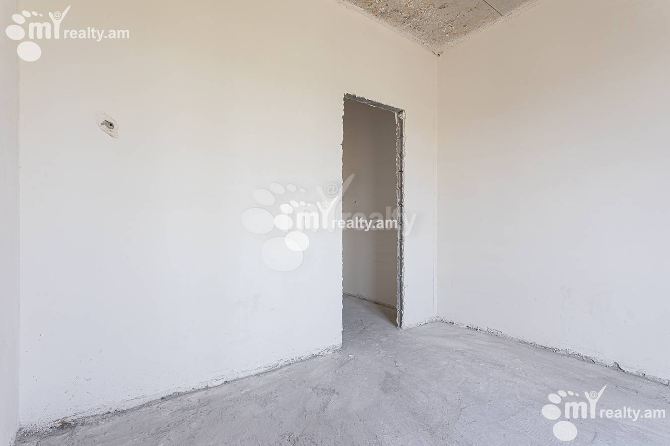 2 սենյականոց բնակարան  Գ. Հովսեփյան փող, Նորք-Մարաշ Երևան, 156819