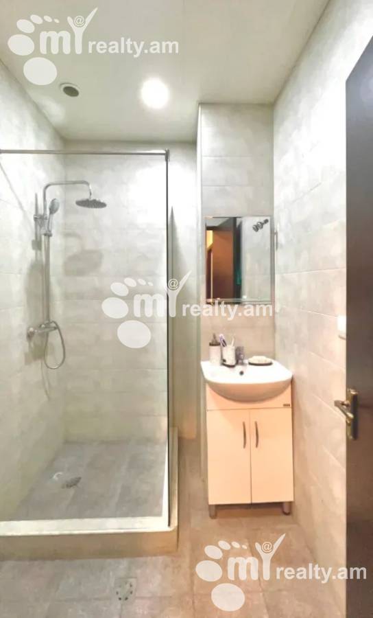 3 bedroom apartment for rent خیابان آدونس, عربگیر ایروان, 157122