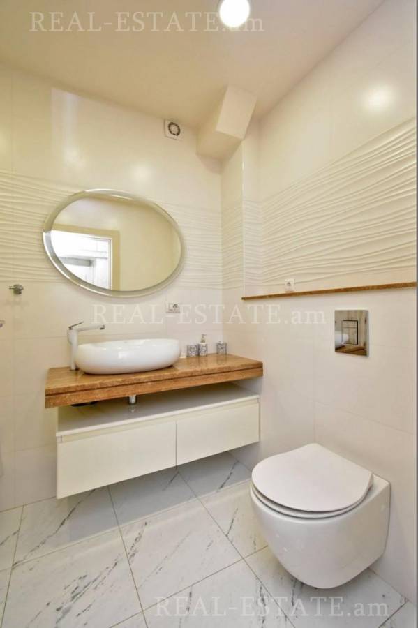 4 bedroom apartment for rent Leo St, Center Yerevan, 128238