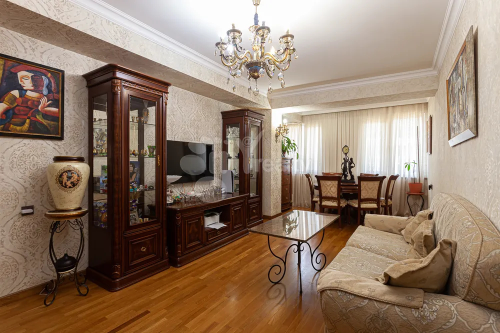 bnakaran/3-senyakanoc/Hr.Kochar+St/Arabkir/Yerevan