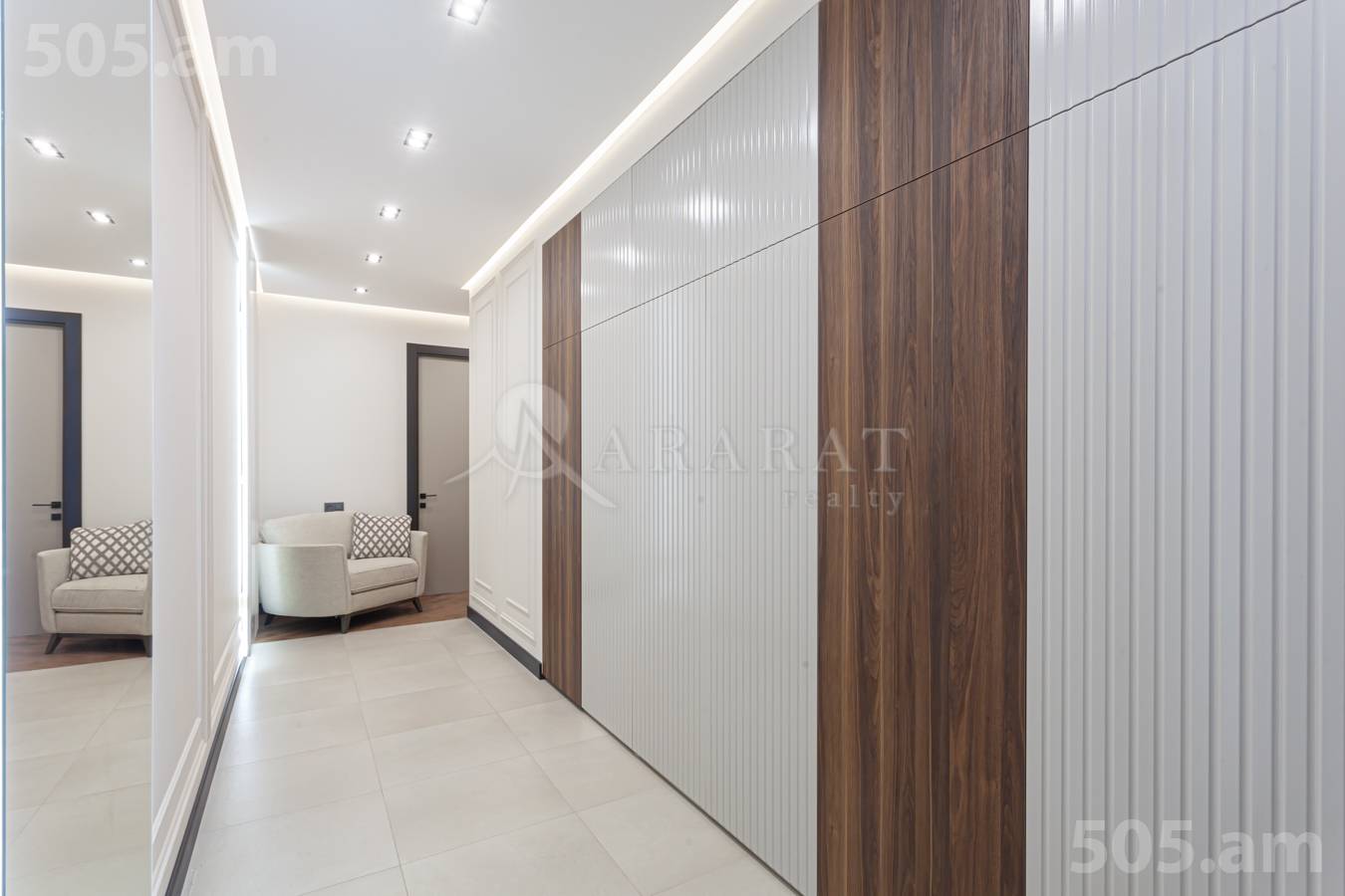 3 սենյականոց բնակարան  Լվովյան փող, Նոր Նորք Երևան, 152216