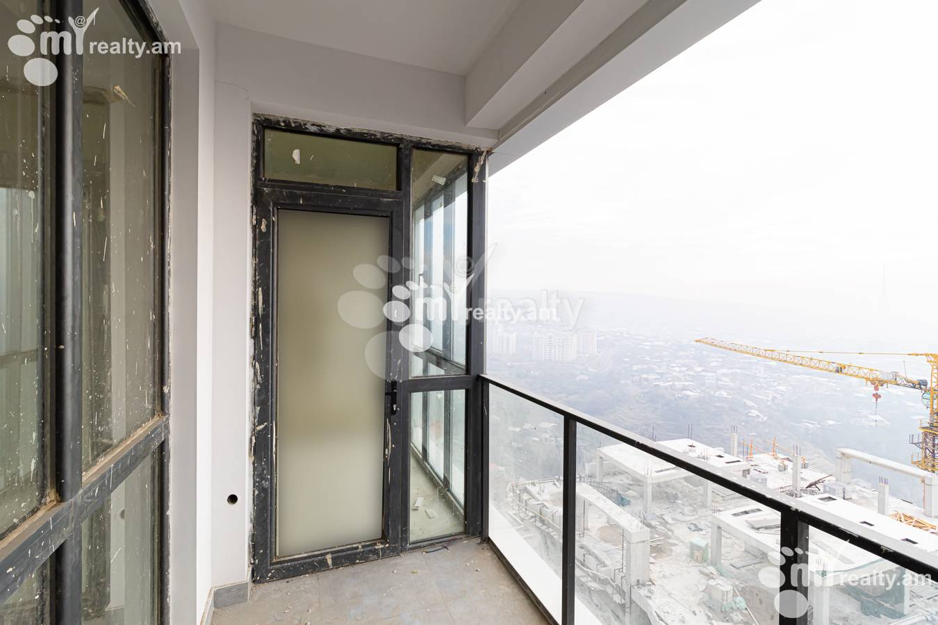 3 սենյականոց բնակարան  Կ. Ուլնեցու փող., Քանաքեռ-Զեյթուն Երևան, 154112