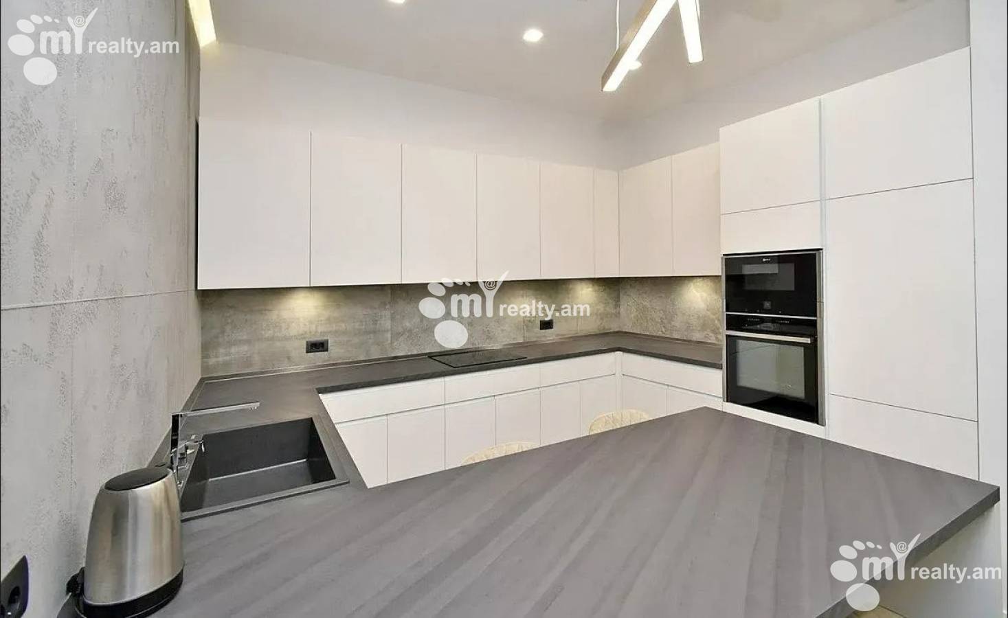 2 bedroom apartment for sale Isahakyan St, Center Yerevan, 156284