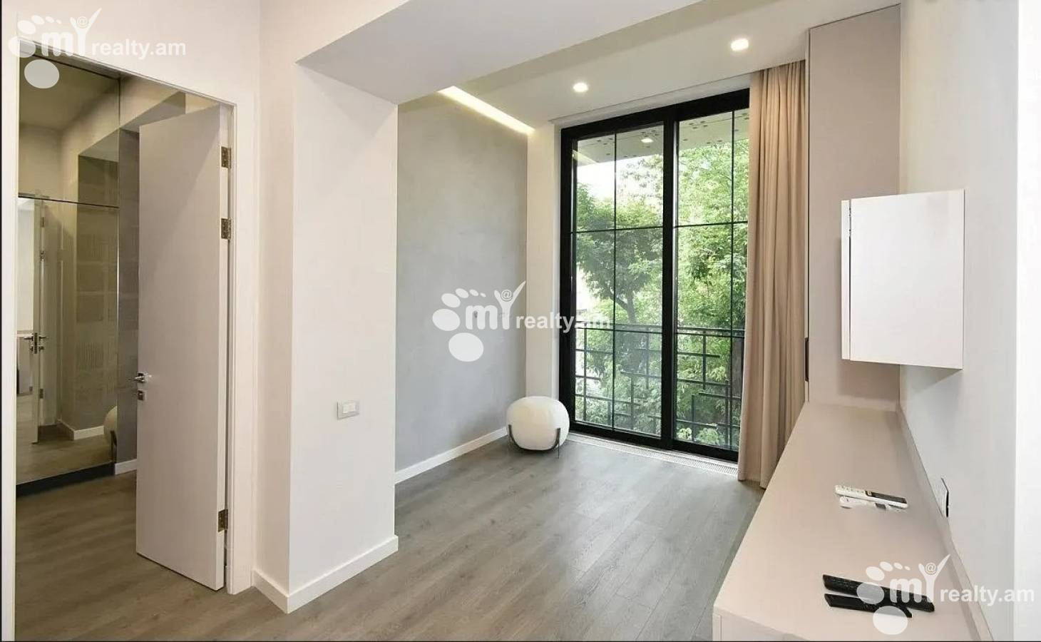 2 bedroom apartment for sale Isahakyan St, Center Yerevan, 156284