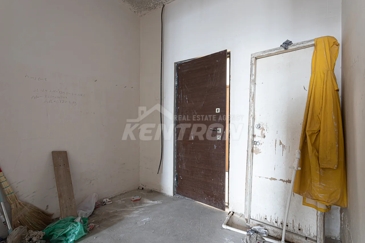 2 bedroom apartment for sale rue d'Aygestan 11, Center Yerevan, 157973