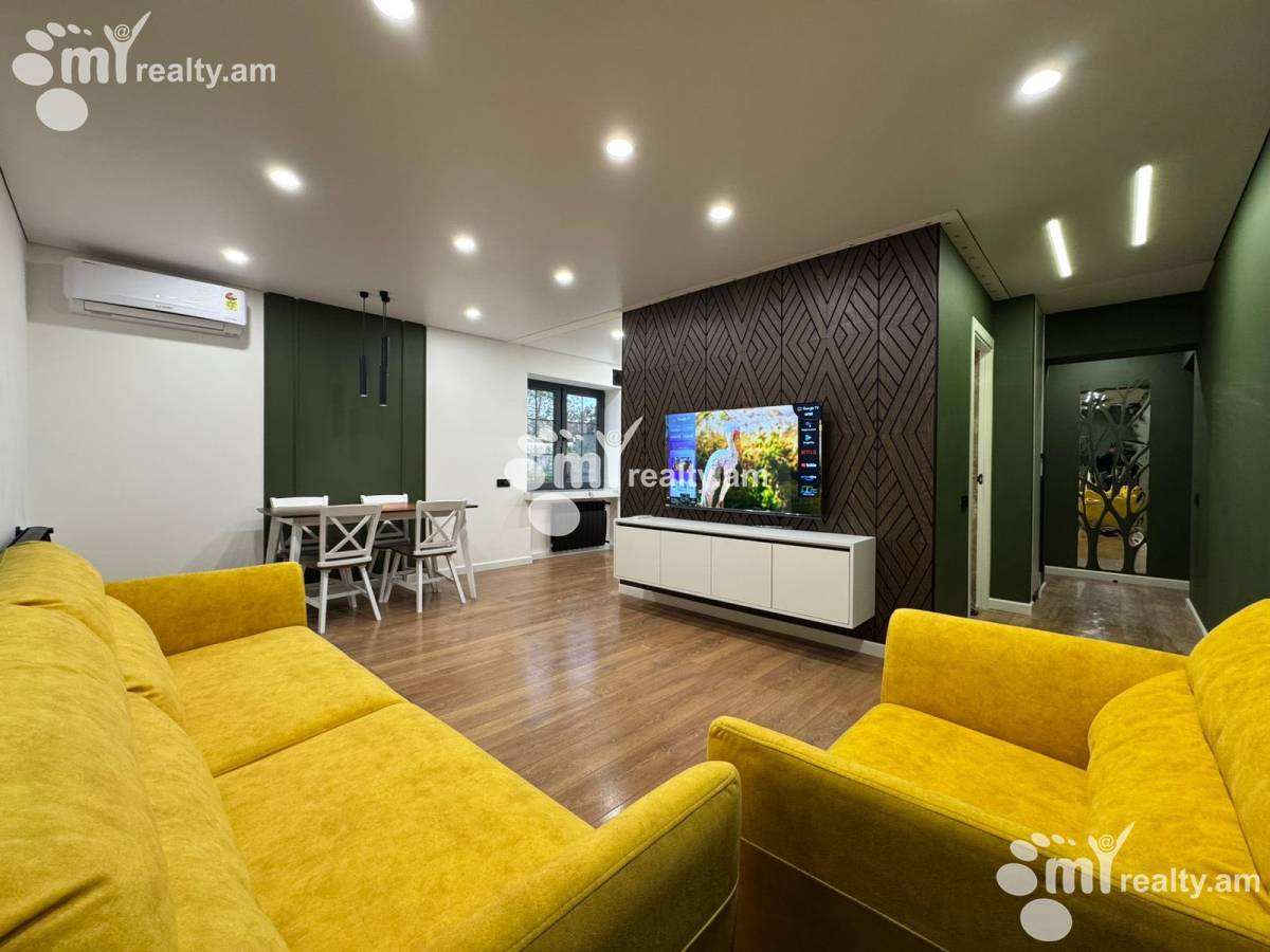 2 bedroom apartment for sale خیابان فوچیک, آچاپنیاک ایروان, 160181