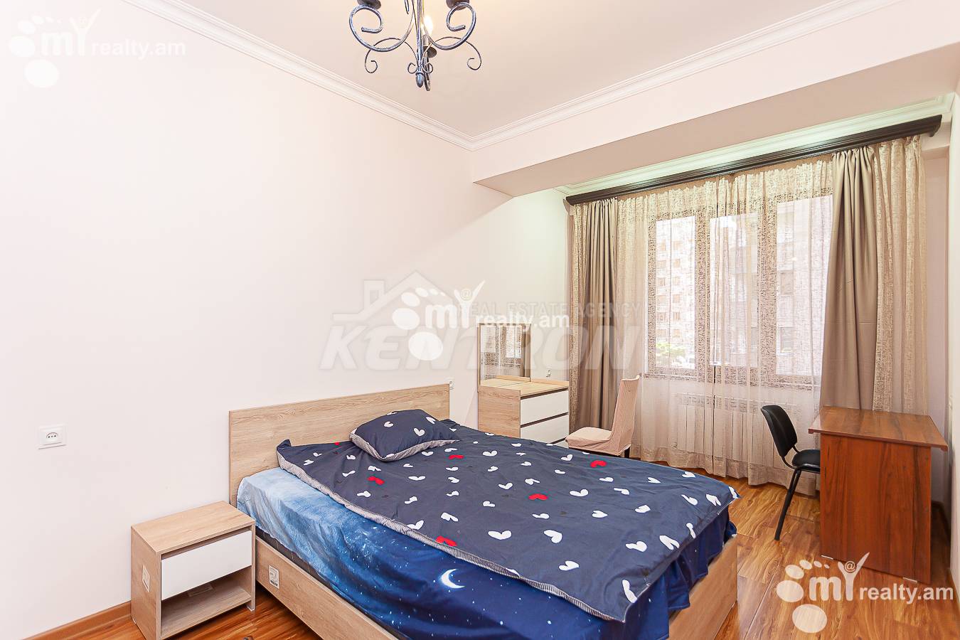 Купить 3 комнатную квартиру Адонц ул, Арабкир Ереван, 104777