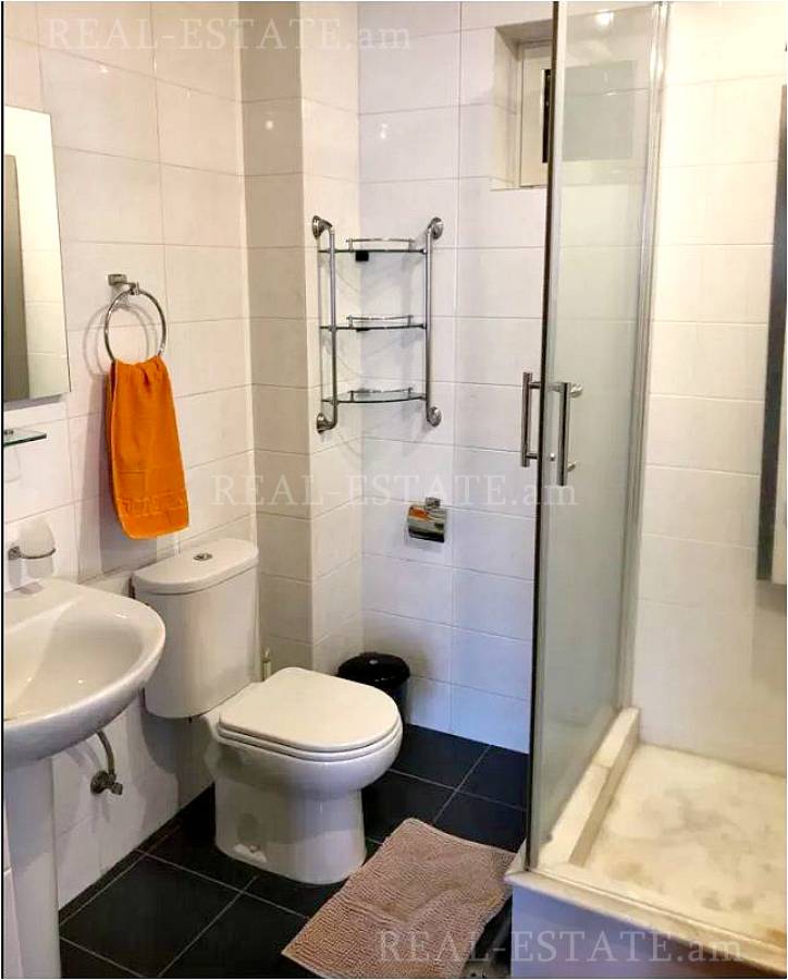 2 bedroom apartment for rent Koghbatsi St, Center Yerevan, 106165