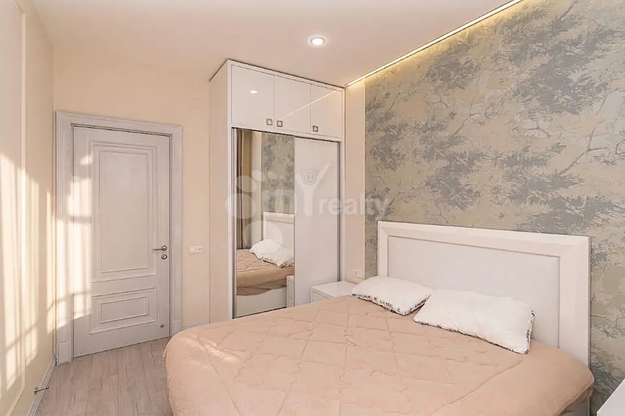 5 bedroom apartment for sale Tsitsernakaberd Highway, Center Yerevan, 161498