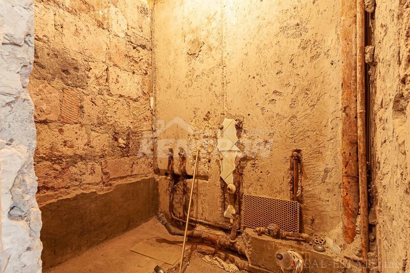 2 bedroom apartment for sale Heratsi St, Center Yerevan, 153132