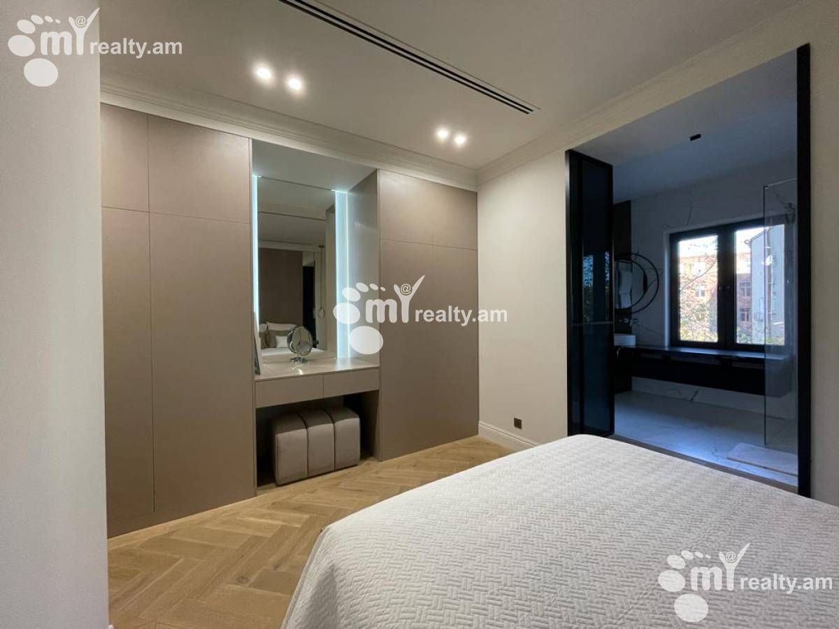 3 bedroom apartment for sale خیابان موسکوویان, مرکز شهر ایروان, 127121