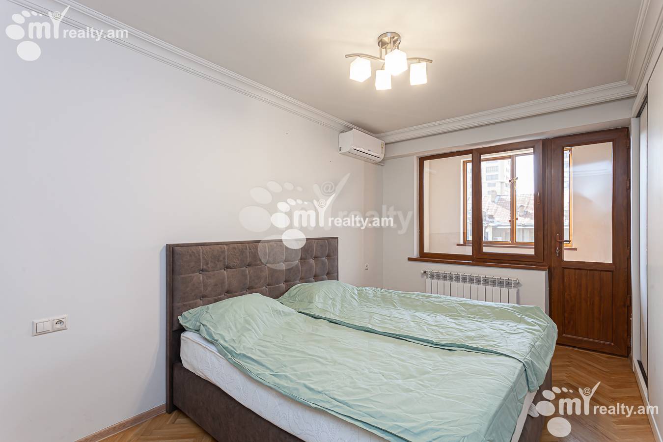 Снять 4 комнатную квартиру Лалаянц, Центр Ереван, 152479