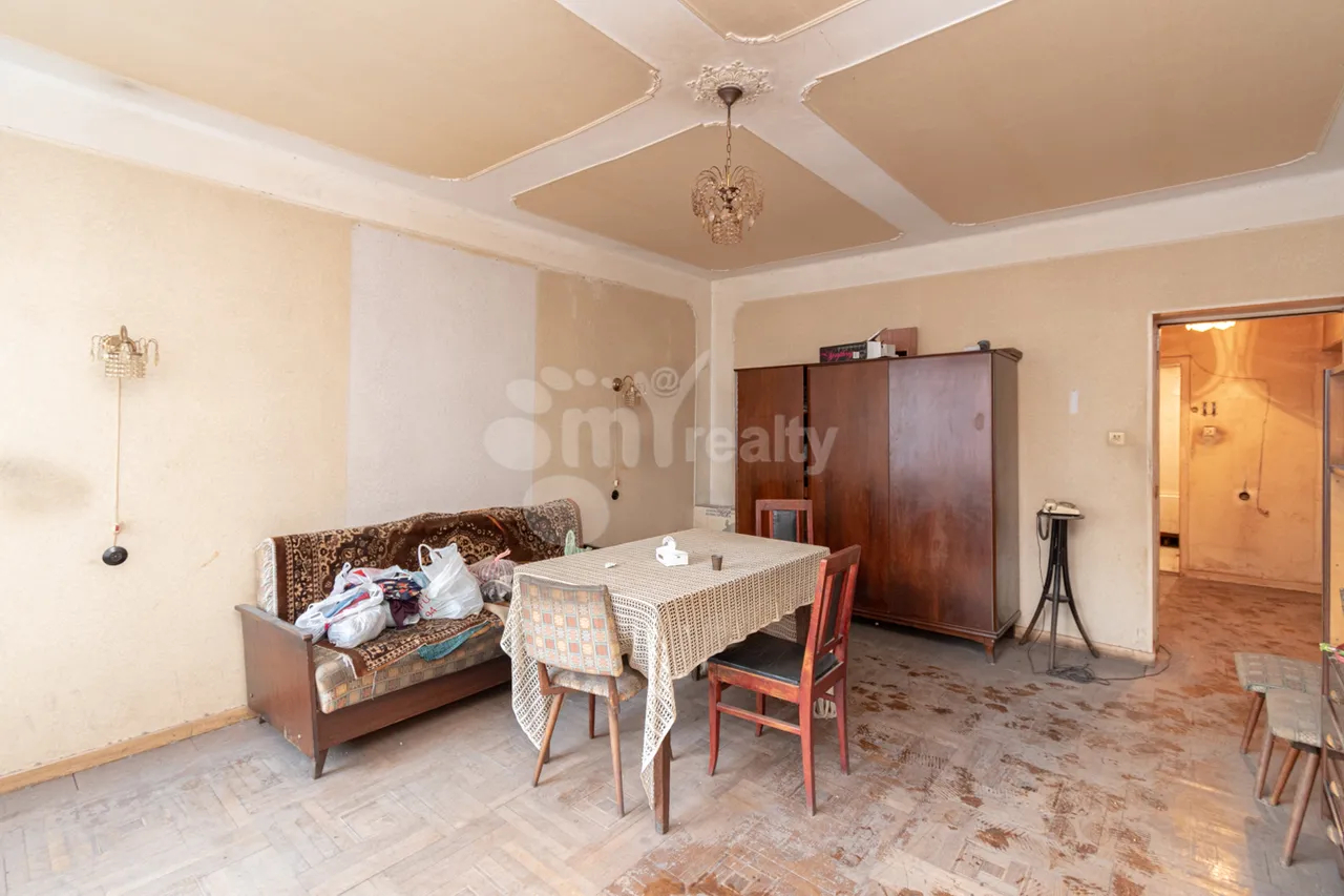 2 bedroom apartment for sale خیابان ماشتوتس, مرکز شهر ایروان, 158627