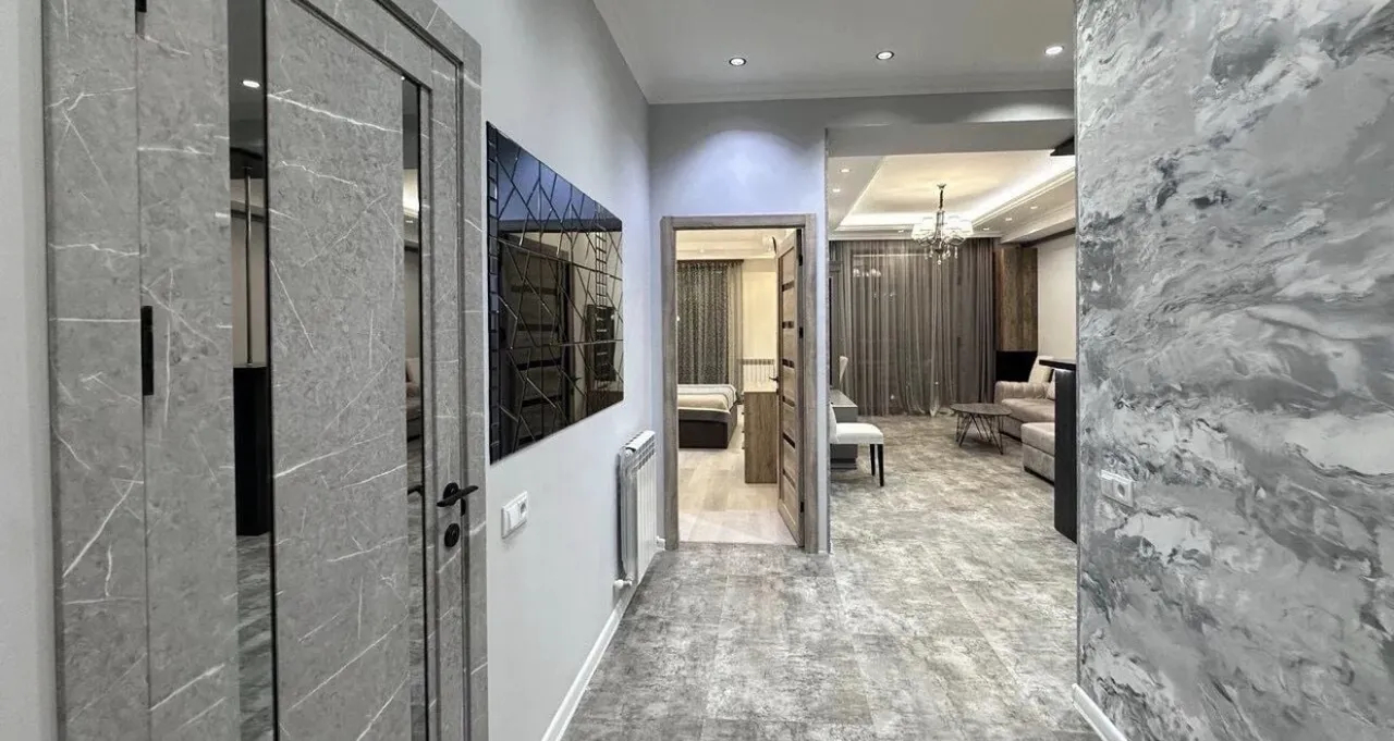 2 bedroom apartment for sale خیابان هالابیان, آچاپنیاک ایروان, 158591