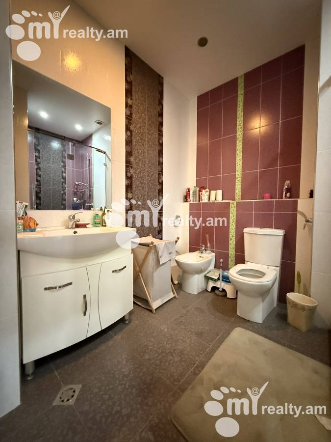 4 bedroom apartment for sale خیابان کِری, عربگیر ایروان, 157625