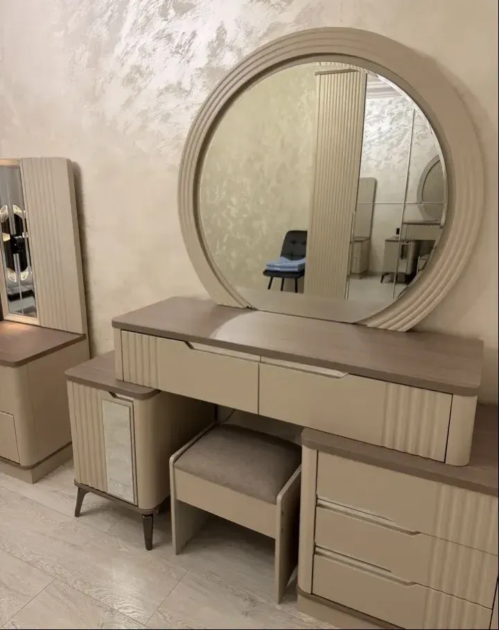 3 bedroom apartment for rent Zakyan St, Center Yerevan, 161552