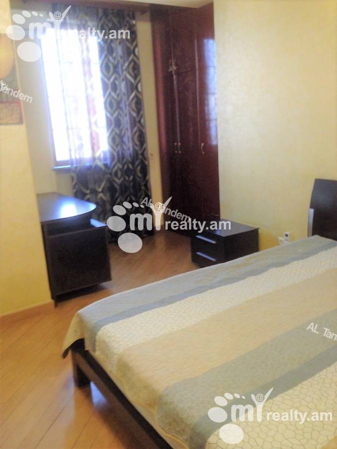 3 bedroom apartment for sale Saryan St, Center Yerevan, 127177