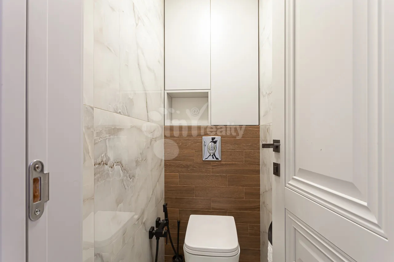 4 bedroom apartment for sale A. Avetisyan St, Arabkir Yerevan, 160521