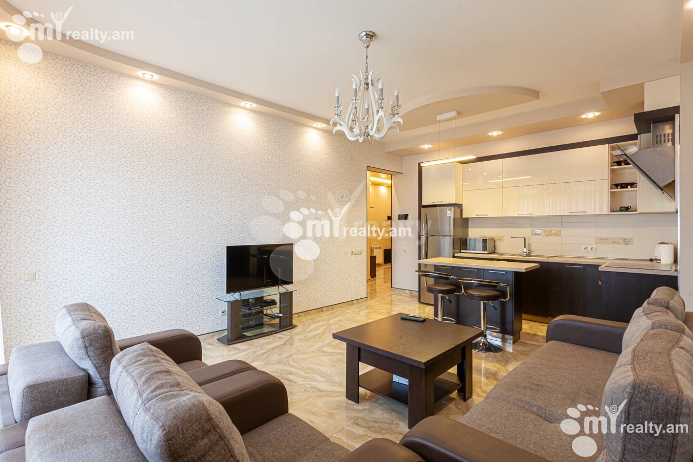 3 սենյականոց բնակարան վարձով Բաղրամյան պող(Կենտրոն), Կենտրոն Երևան, 149429