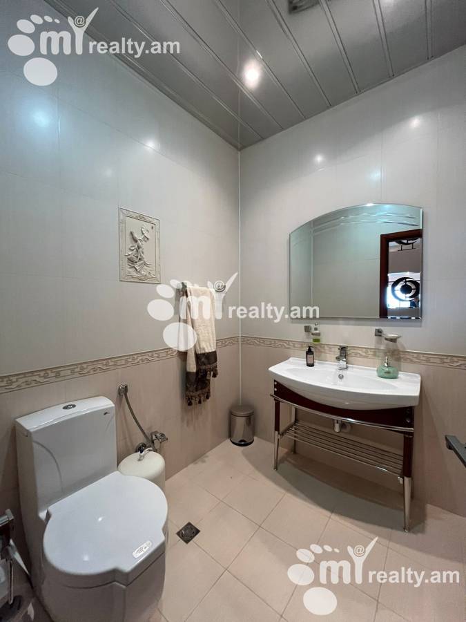 5 bedroom apartment for sale خیابان آنتارایین, مرکز شهر ایروان, 156791