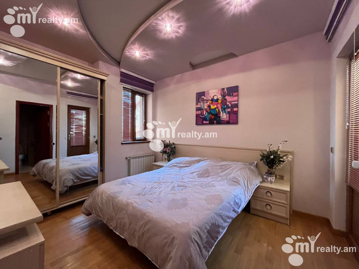 5 bedroom apartment for sale خیابان آنتارایین, مرکز شهر ایروان, 156791