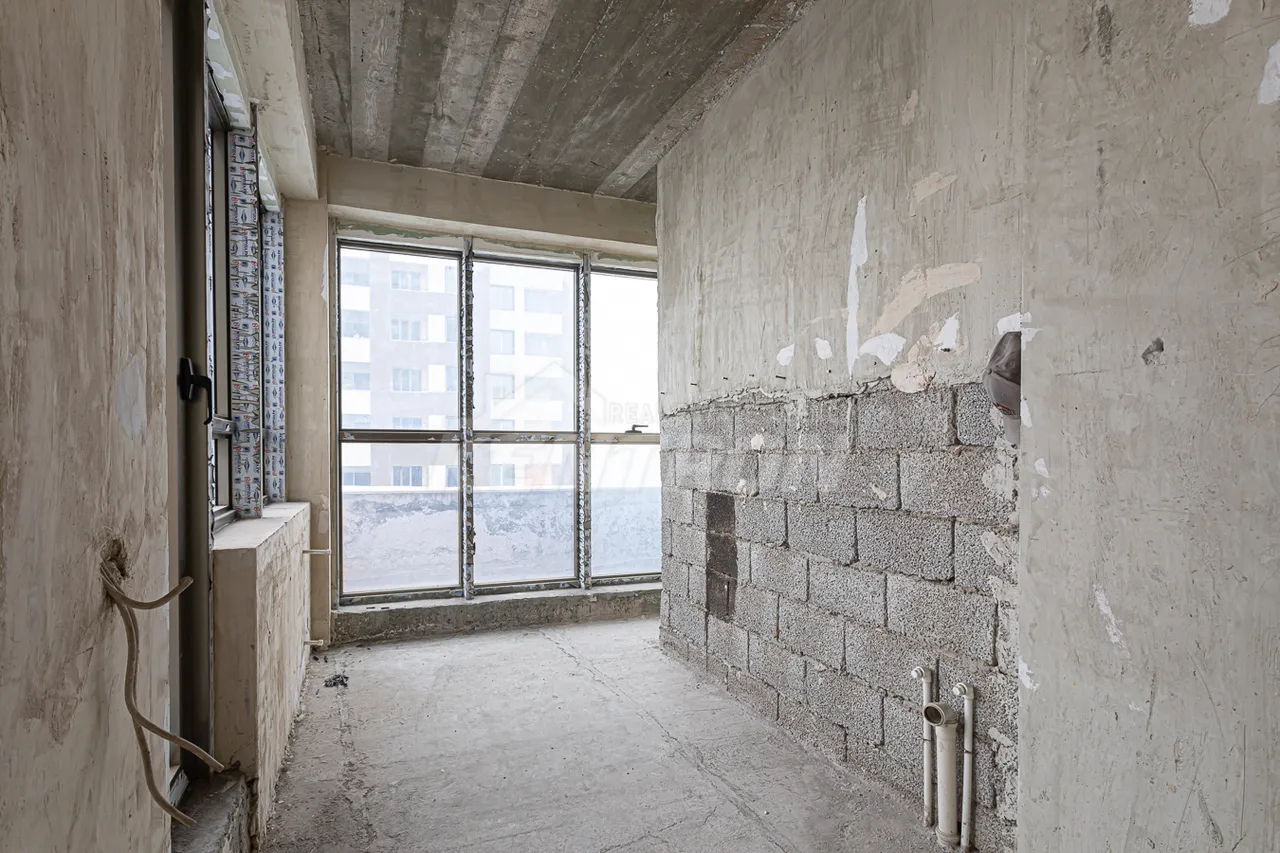 4 bedroom apartment for sale خیابان تِسی تِسِرناکابِرد, مرکز شهر ایروان, 159228