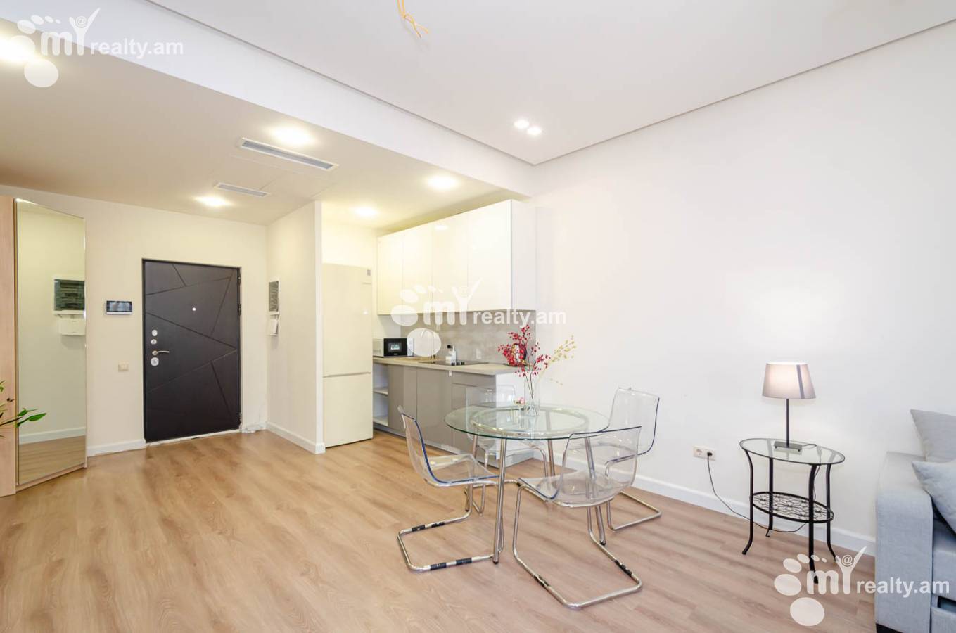 2 սենյականոց բնակարան  Բուզանդի փող, Կենտրոն Երևան, 143816