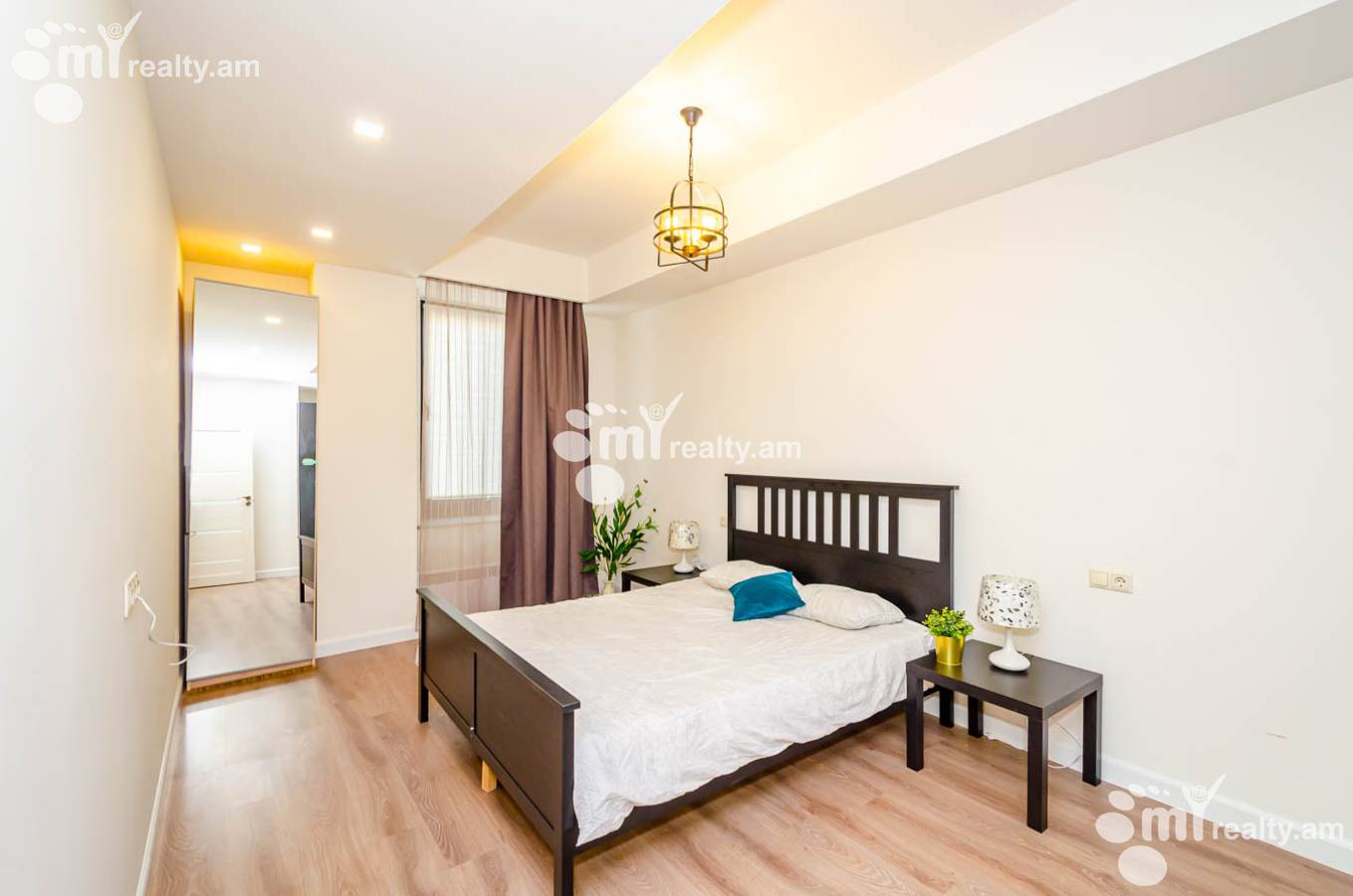 2 սենյականոց բնակարան  Բուզանդի փող, Կենտրոն Երևան, 143816