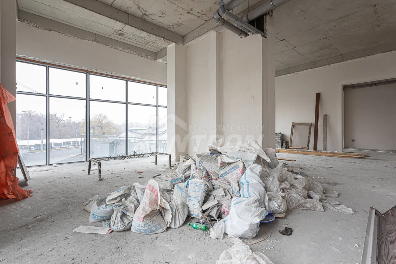 Commercial property for sale Khudyakov St, Awan Yerevan, 158556