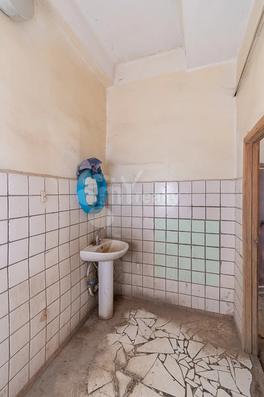 Commercial property for sale Fuchik St, Ajapnyak Yerevan, 160372