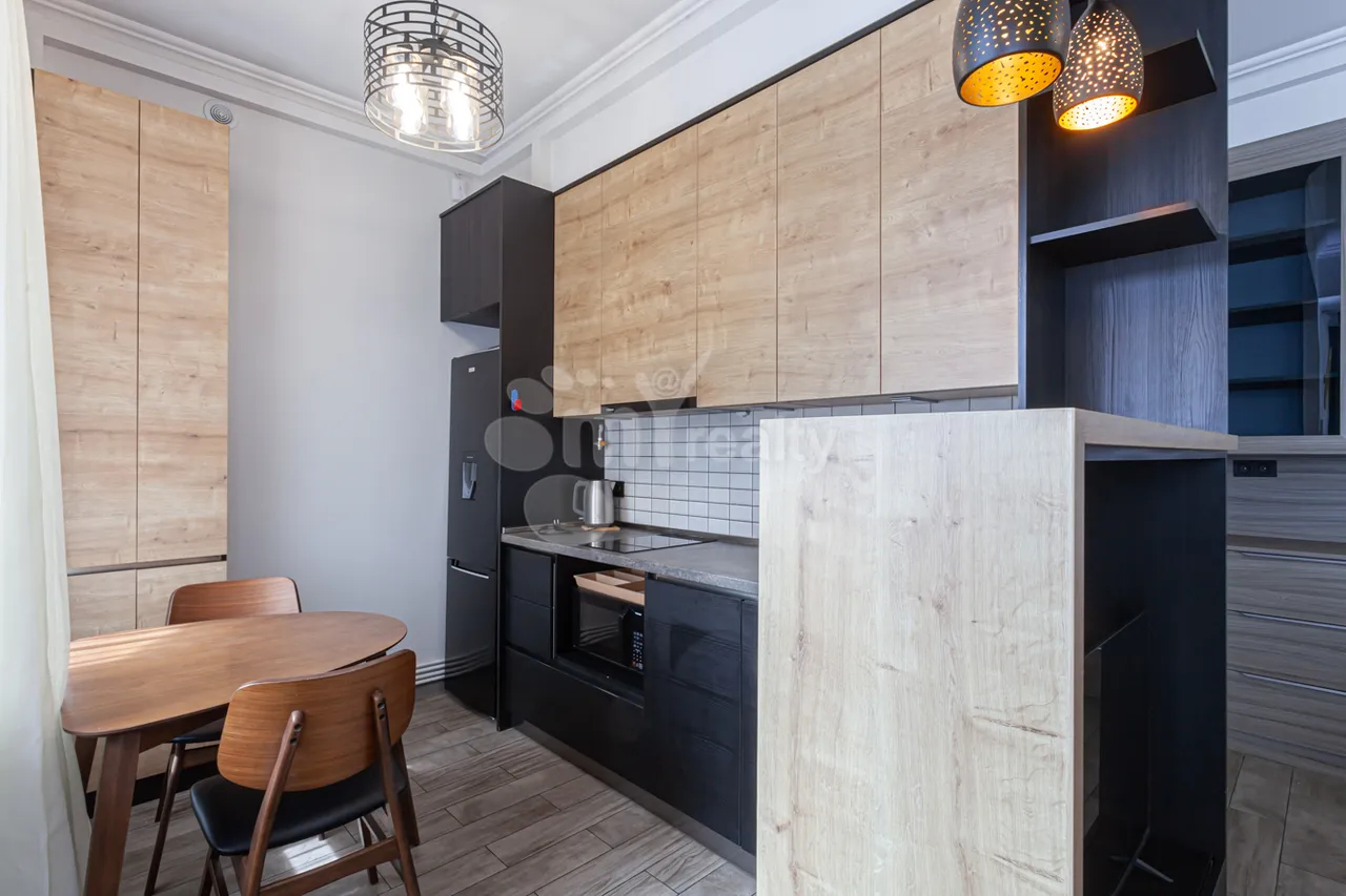 2 bedroom apartment for sale Buzand St, Center Yerevan, 160146