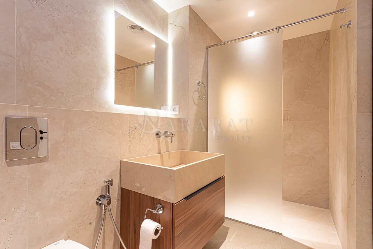 3 bedroom apartment for sale خیابان شینارارنِر, آچاپنیاک ایروان, 158407