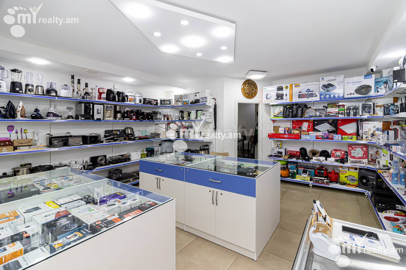 Commercial for sale خیابان هامباردزومیان, عربگیر ایروان, 155322