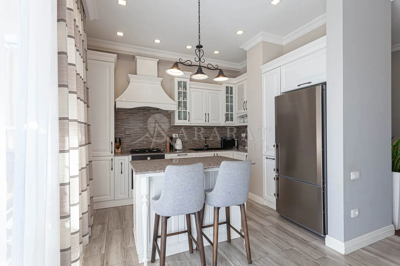 4 bedroom apartment for rent Tumanyan 1 passage, Center Yerevan, 158986