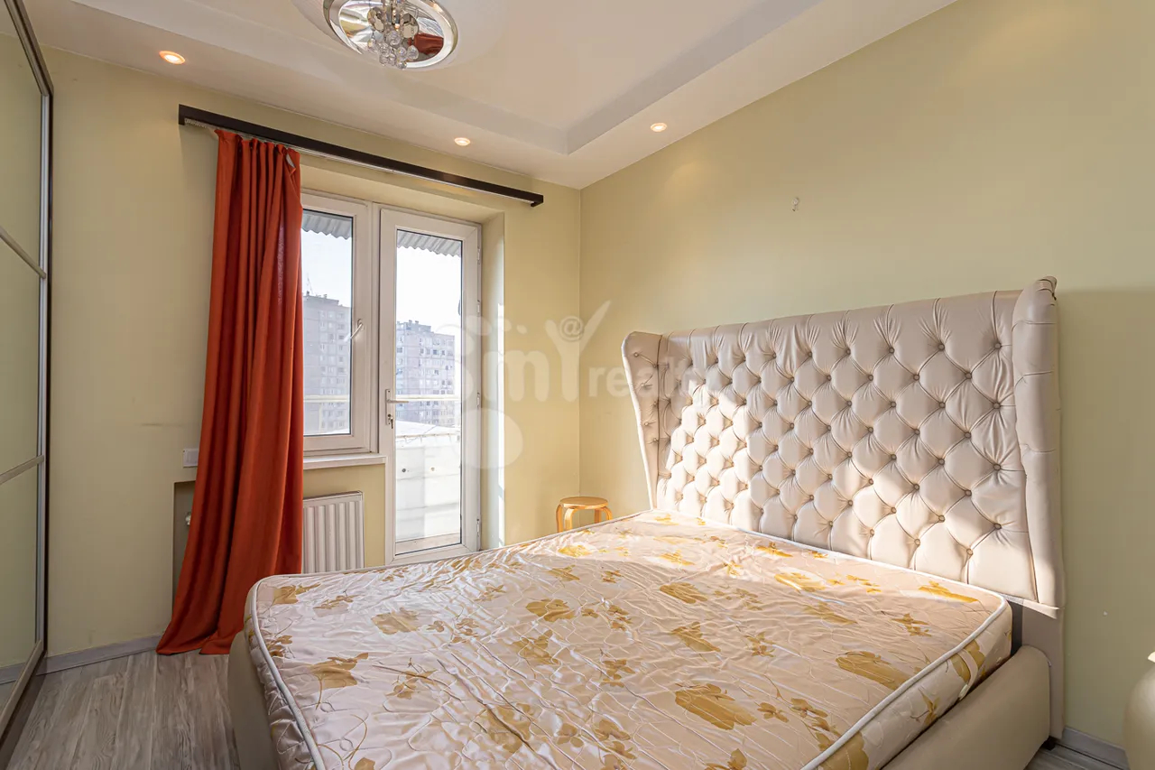 4 bedroom apartment for sale Hakobyan St, Arabkir Yerevan, 158133