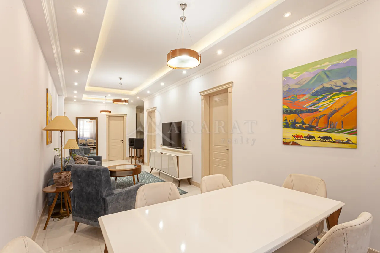 Купить 3 комнатную квартиру Амирян ул, Центр Ереван, 159135