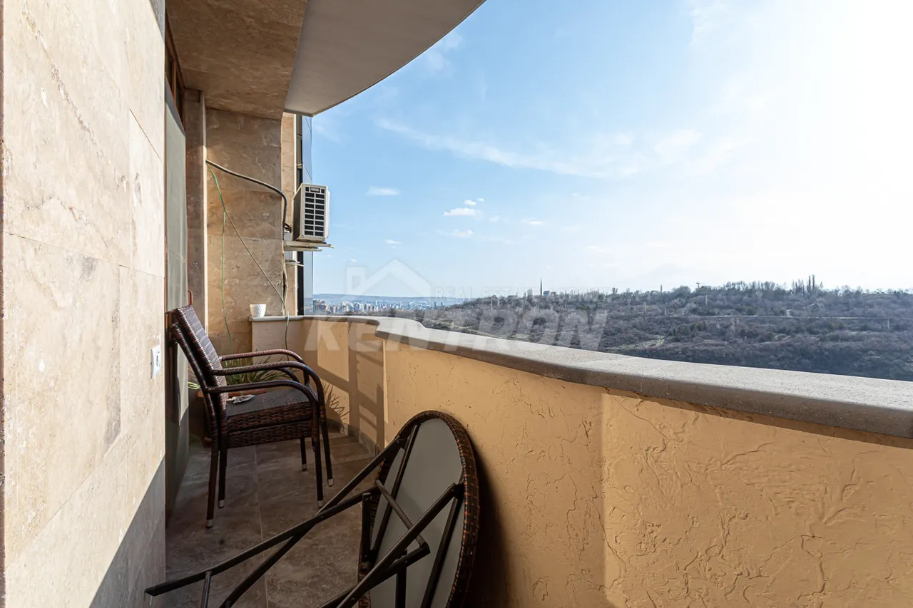 3 bedroom apartment for sale Orbeli Yeghbayrner   St, Arabkir Yerevan, 159690