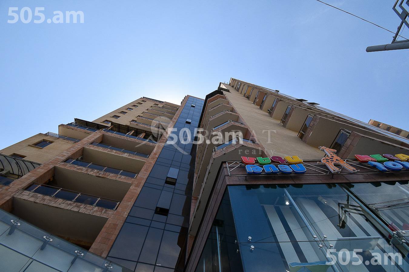 4 bedroom apartment for sale خیابان سایات نووآ, مرکز شهر ایروان, 155781
