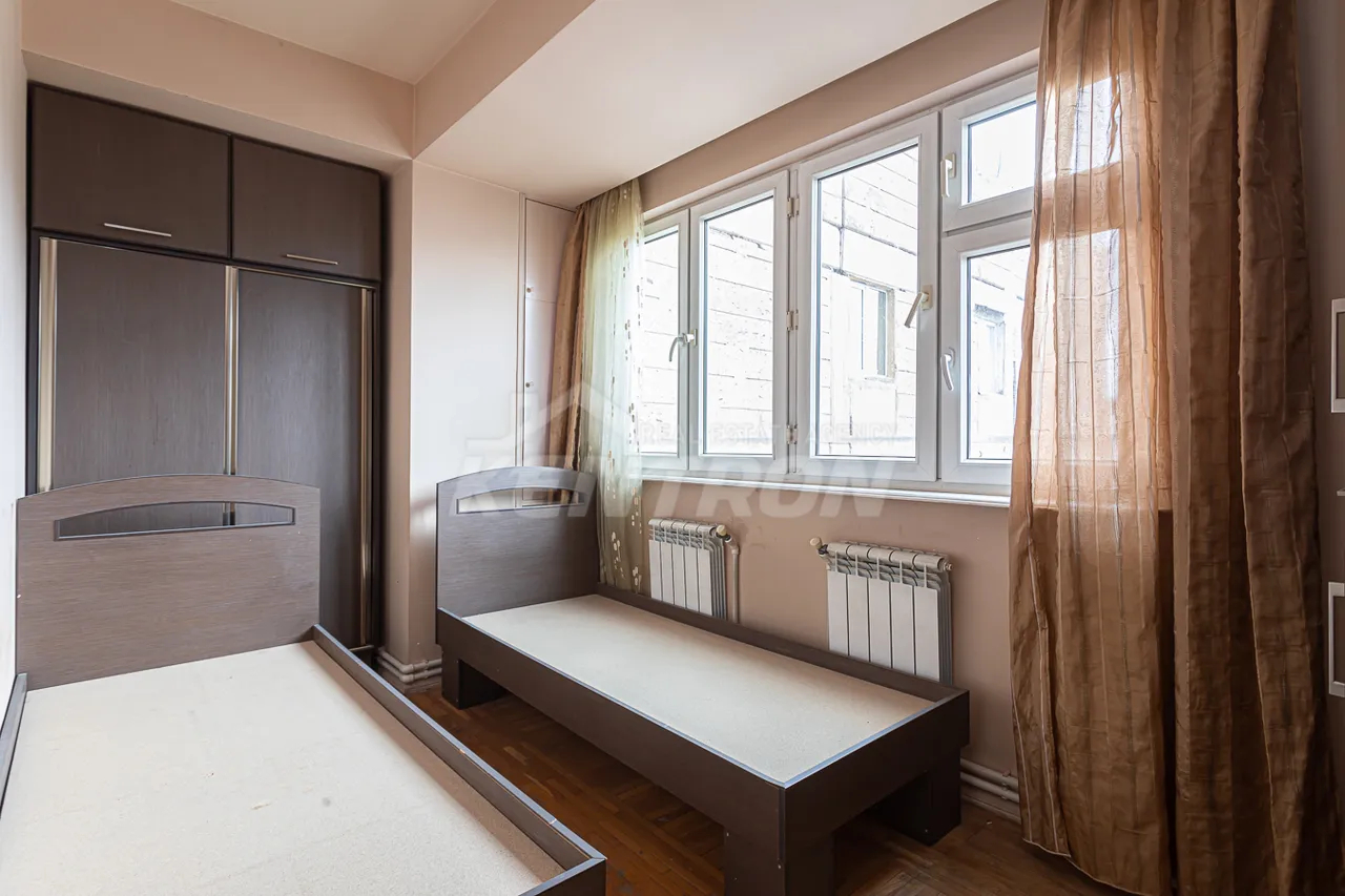 3 bedroom apartment for sale E. Qochar St, Center Yerevan, 157682