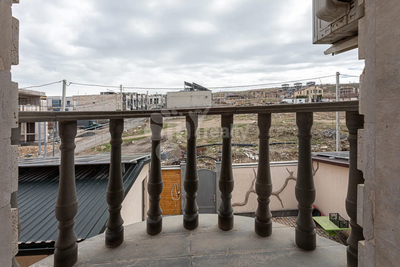 House for sale Duryan disrtict, Avan Yerevan, 160109